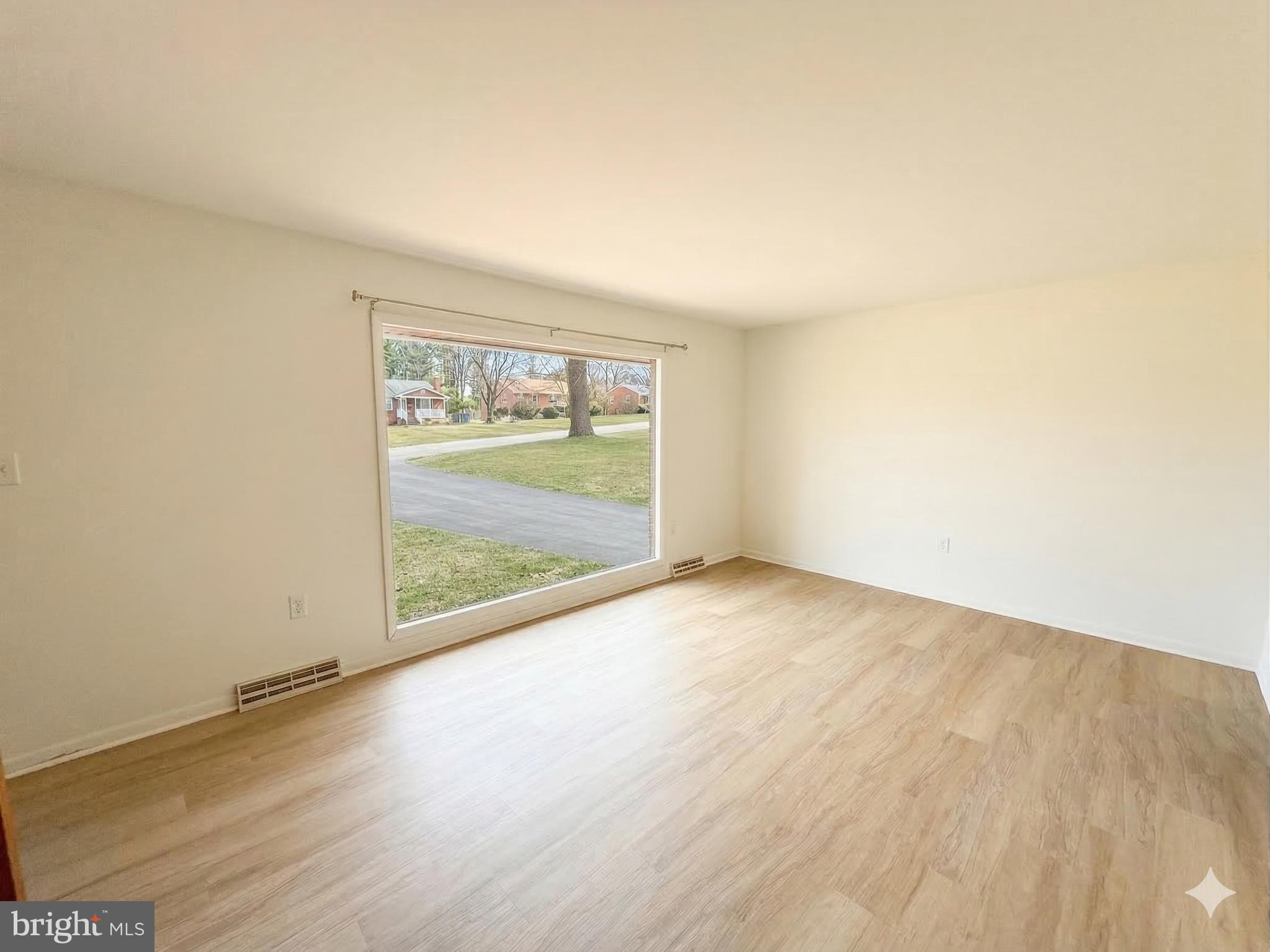 1010 Ficklen Road Fredericksburg, VA 22405 - Photo 3 of 11