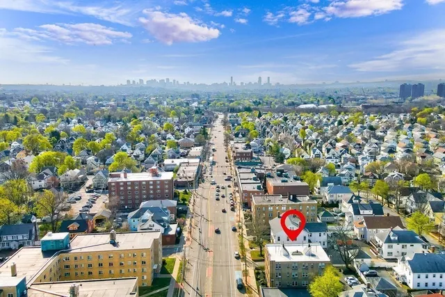 $2,200 | 230 Massachusetts Avenue, Unit 2, Arlington, MA 02474