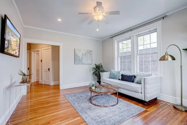 $2,200 | 230 Massachusetts Avenue, Unit 2, Arlington, MA 02474