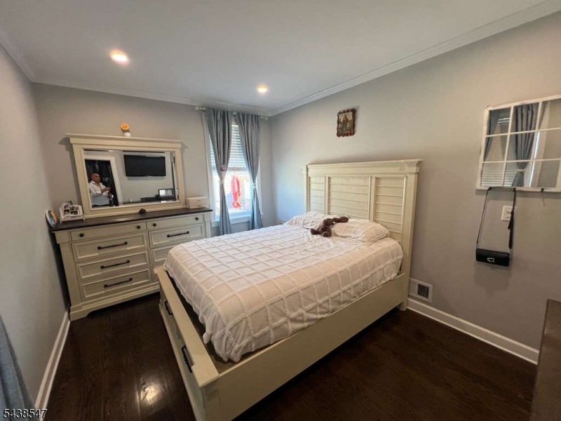 736 Pennington Street Elizabeth, NJ 07202 - Photo 7 of 31