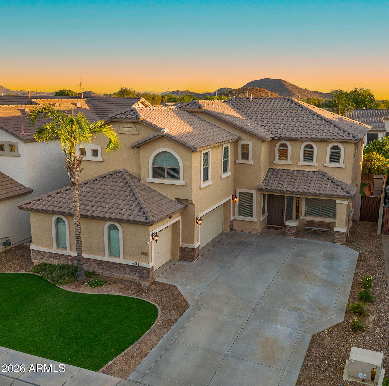 2541 East Ridge Creek Road Phoenix, AZ 85024 - Photo 2 of 49