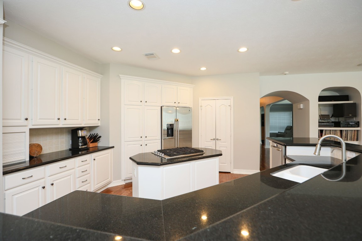 10203 Noble Pointe Court Spring, TX 77379 - Photo 20 of 49