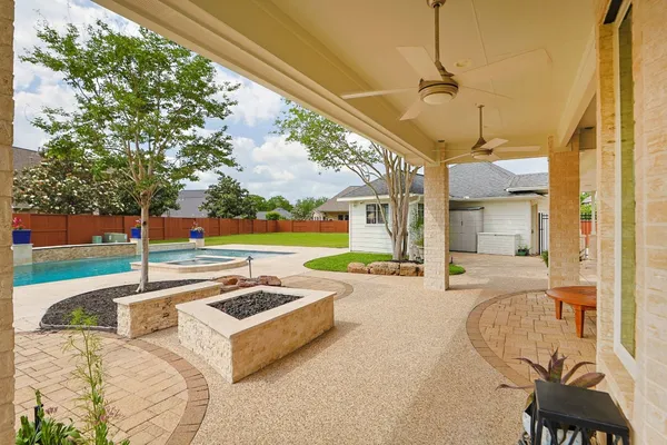$875,000 | 10203 Noble Pointe Court, Spring, TX 77379