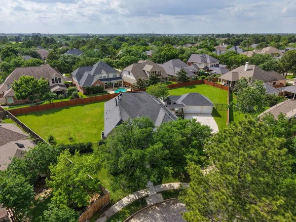 $875,000 | 10203 Noble Pointe Court, Spring, TX 77379