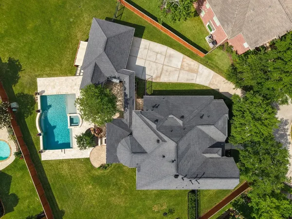 $875,000 | 10203 Noble Pointe Court, Spring, TX 77379