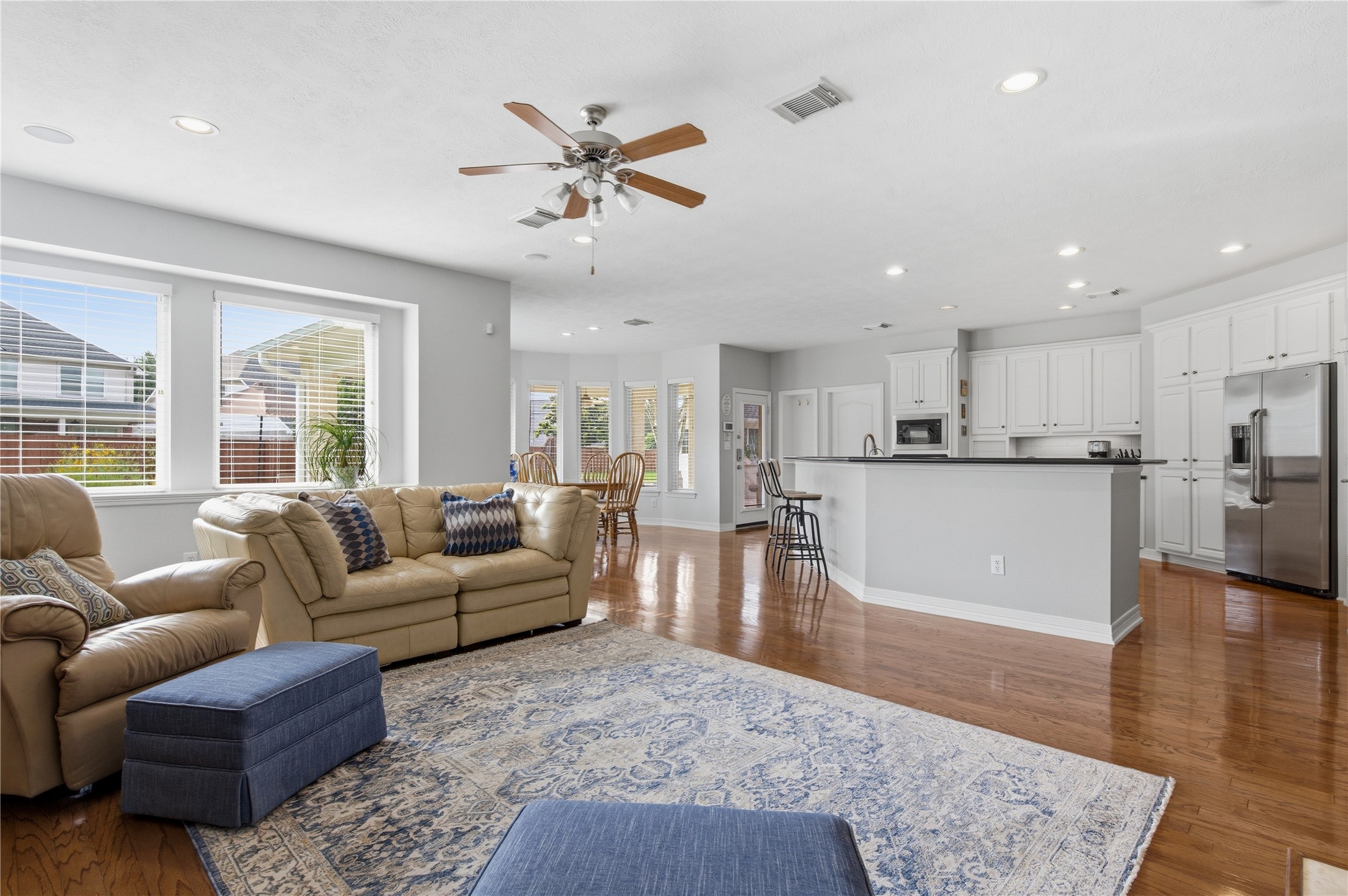 10203 Noble Pointe Court Spring, TX 77379 - Photo 10 of 50 Plenty of natural light.