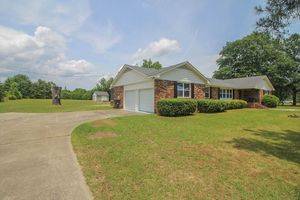 1721 Club Road Augusta, GA 30906 - Photo 4 of 42