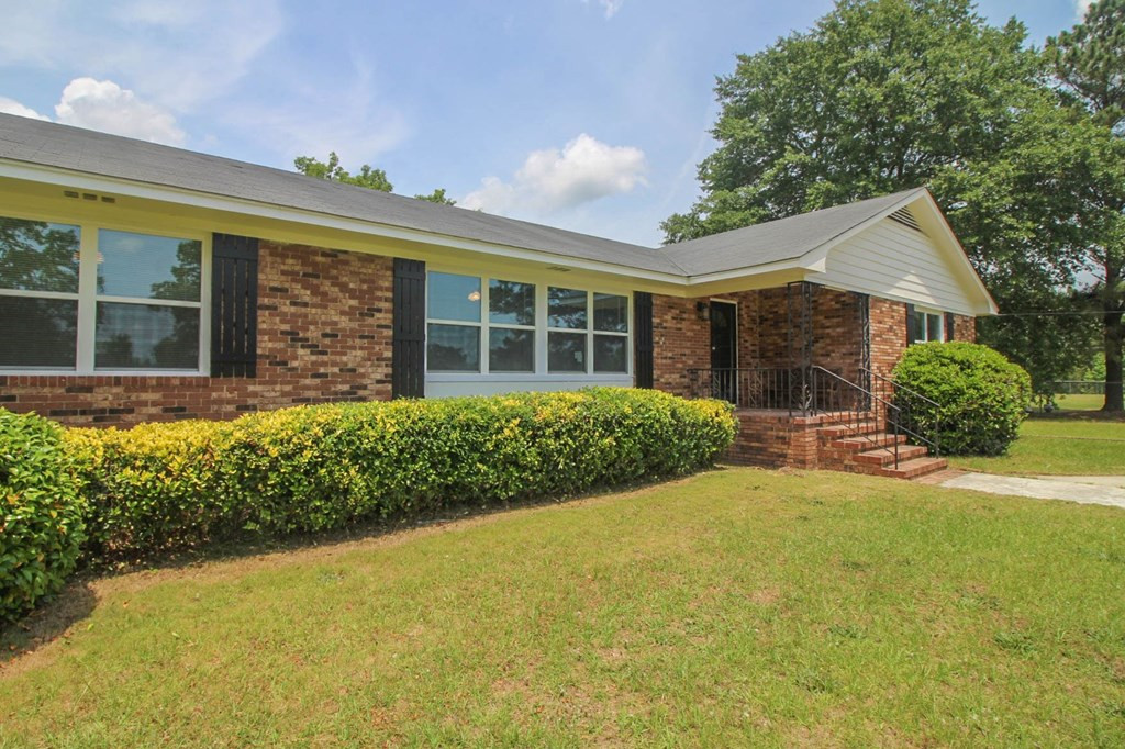 1721 Club Road Augusta, GA 30906 - Photo 6 of 42