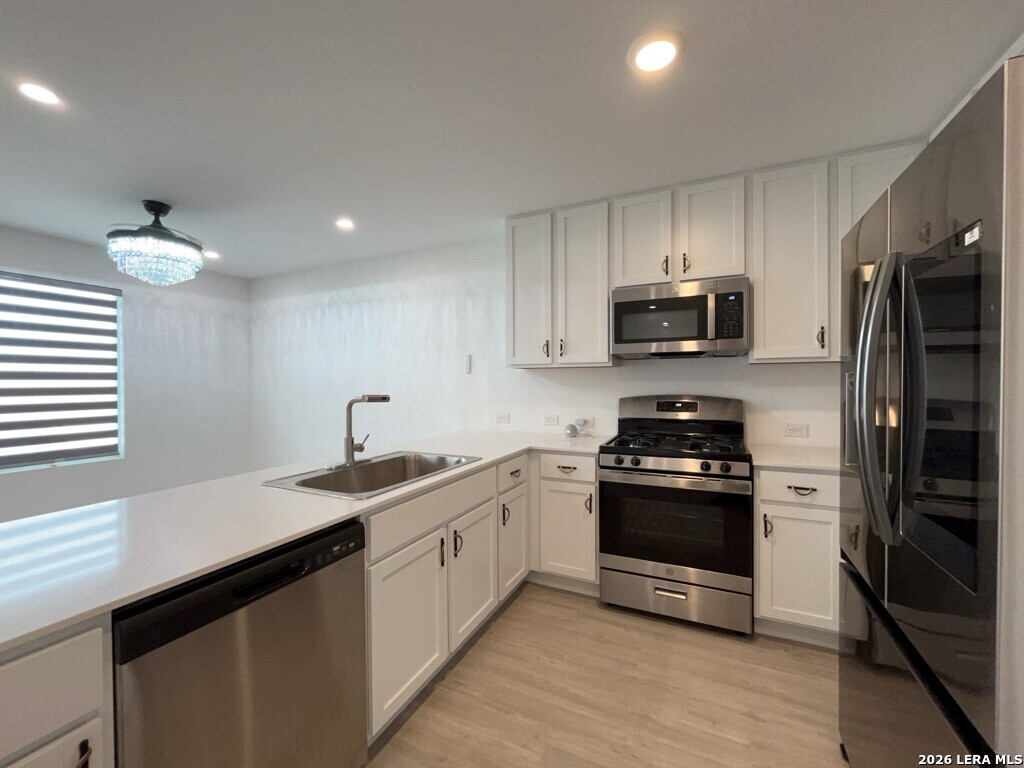 6914 Dorato Ridge Elmendorf, TX 78112 - Photo 13 of 52