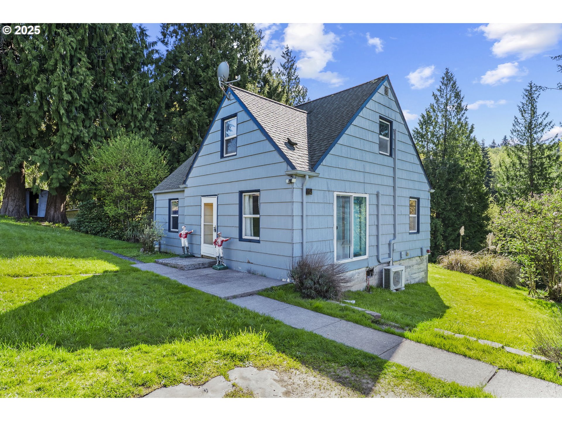 715 Carroll Road Kelso, WA 98626 - Photo 1 of 32 Gallery Image 1