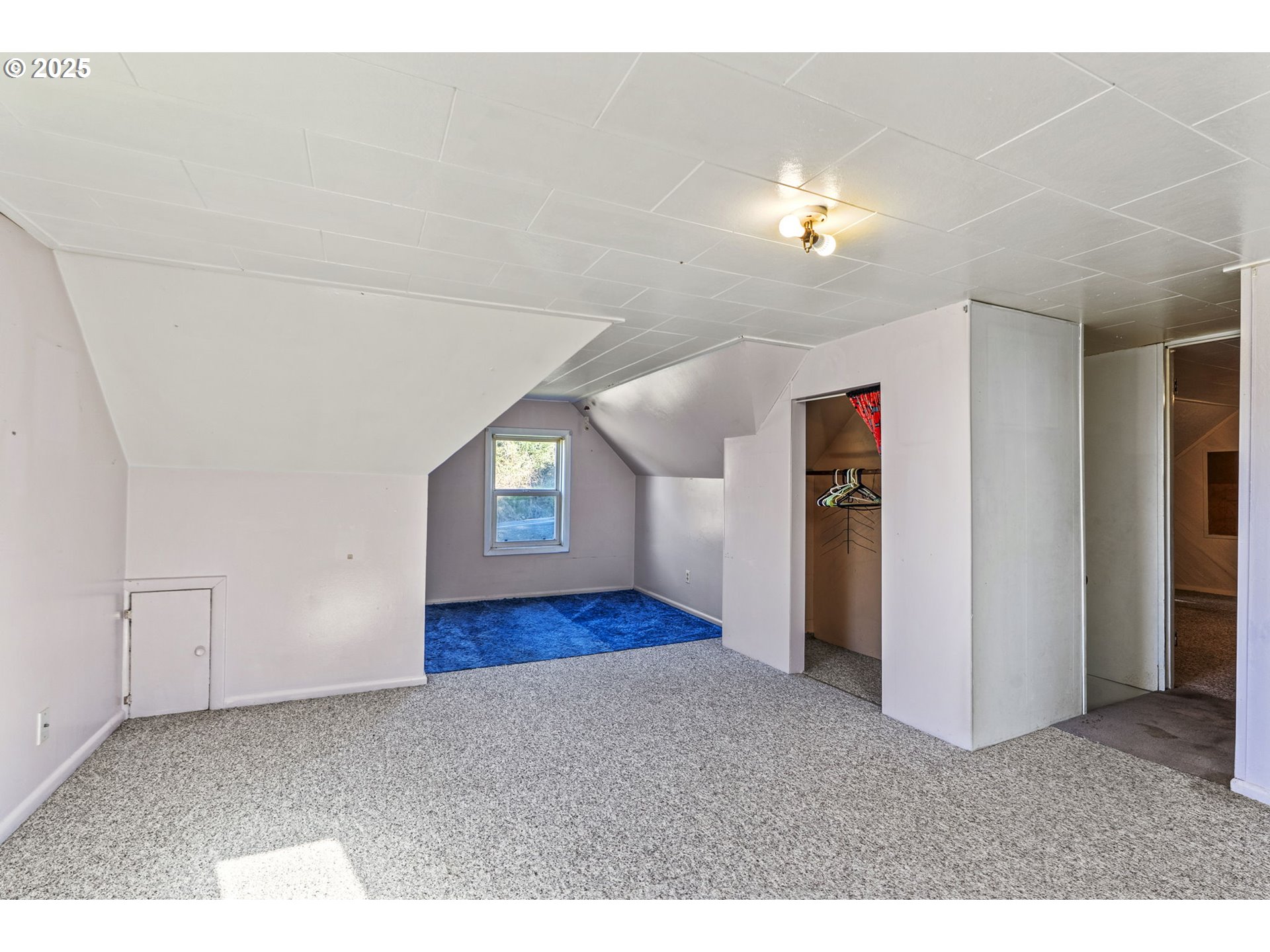 715 Carroll Road Kelso, WA 98626 - Photo 15 of 32 Gallery Image 15