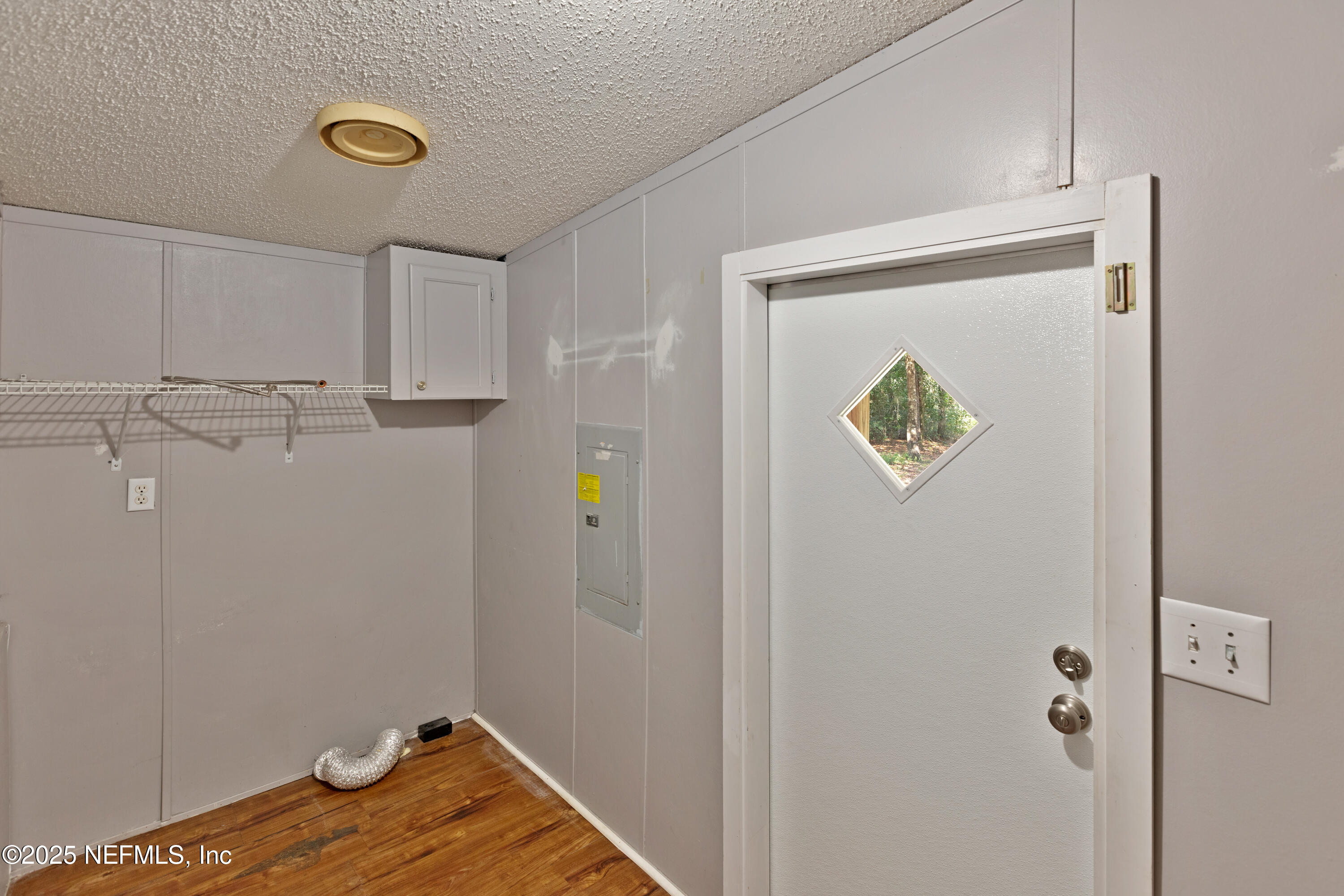 7463 Lilly Court Keystone Heights, FL 32656 - Photo 7 of 24 a view of walk in closet