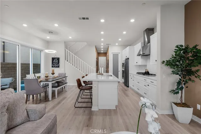 $750,000 | 27258 Narrowleaf Willow Lane, Valencia, CA 91381