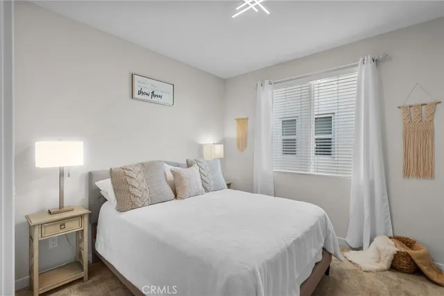 $750,000 | 27258 Narrowleaf Willow Lane, Valencia, CA 91381