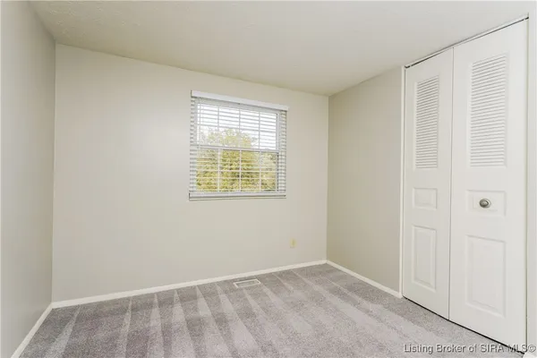 $1,930 | 731 Saratoga Drive, Jeffersonville, IN 47130