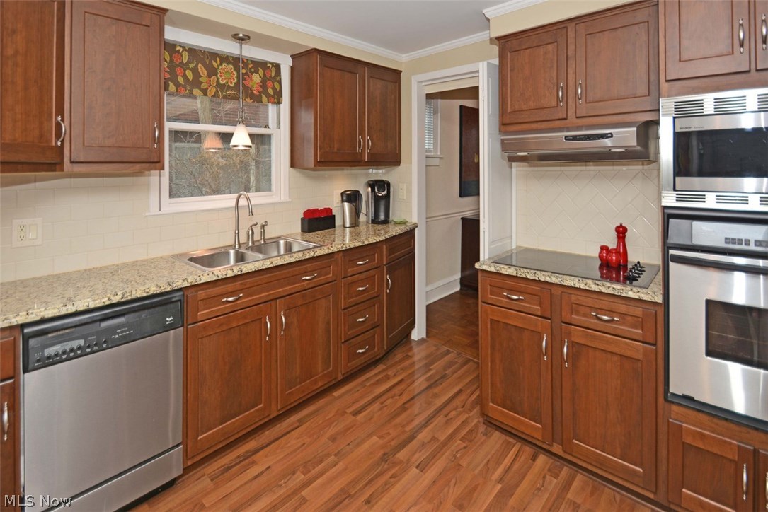 3020 Huntington Road Cleveland, OH 44120 - Photo 5 of 31