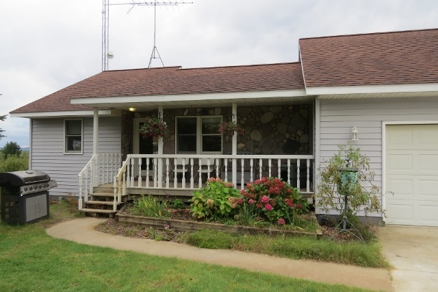 2660 Carpenter Road Bellaire, MI 49615 - Photo 1 of 47 1824203.JPG