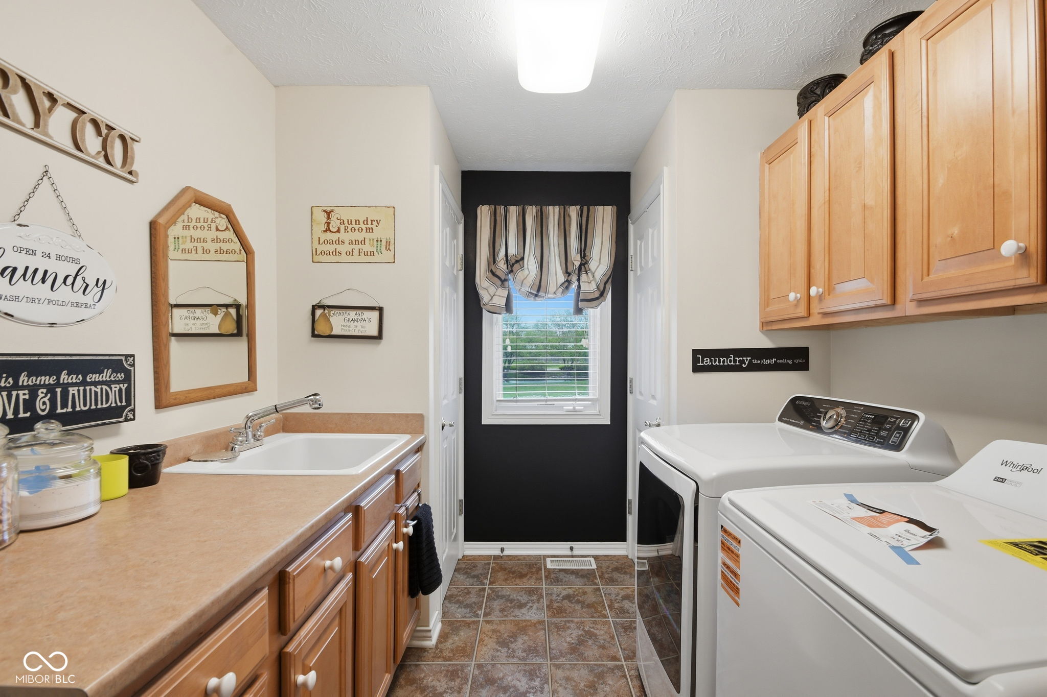 7450 Easy Street Fishers, IN 46038 - Photo 17 of 28