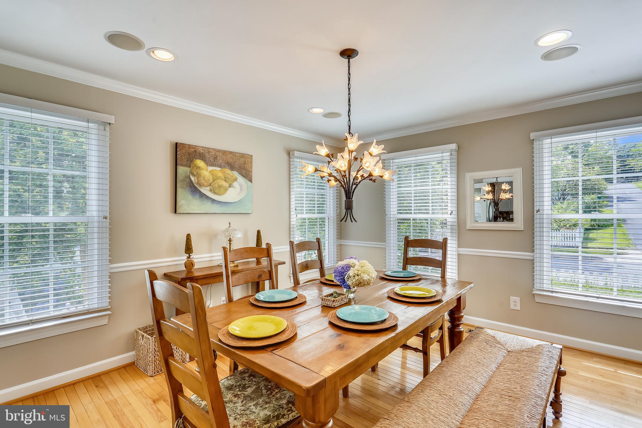 123 Little Quarry Road Gaithersburg, MD 20878 - Photo 16 of 64 Dining room w/recessed lighting