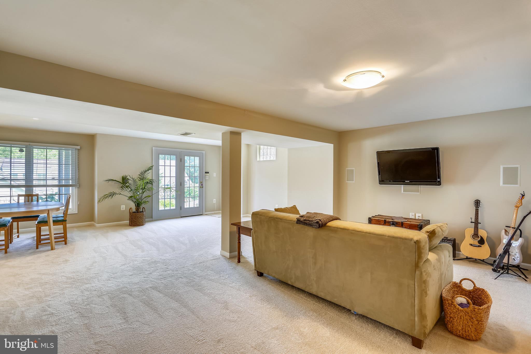 123 Little Quarry Road Gaithersburg, MD 20878 - Photo 35 of 64 Daylight, walkout lower level