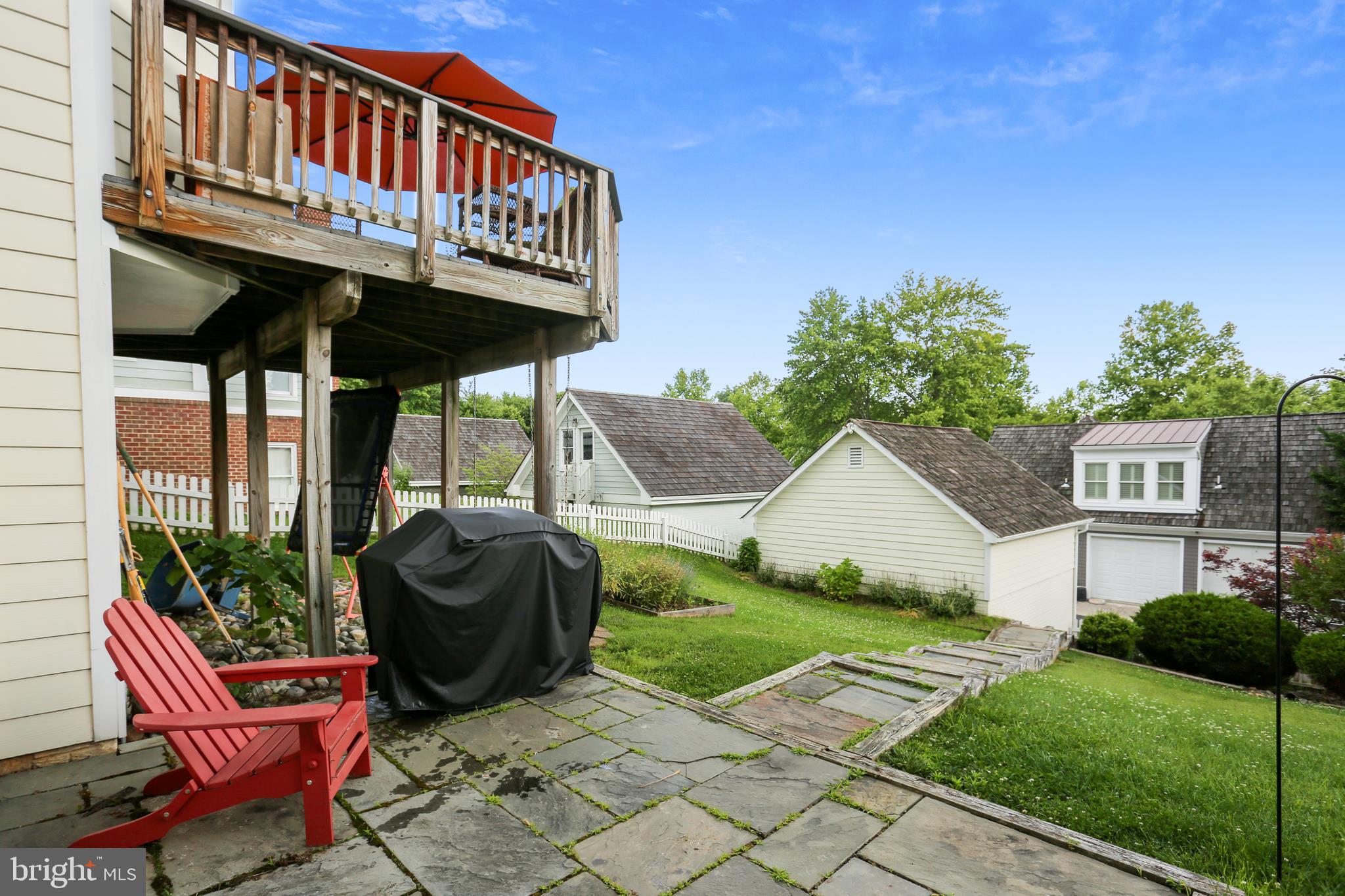 123 Little Quarry Road Gaithersburg, MD 20878 - Photo 40 of 64 Patio and yard