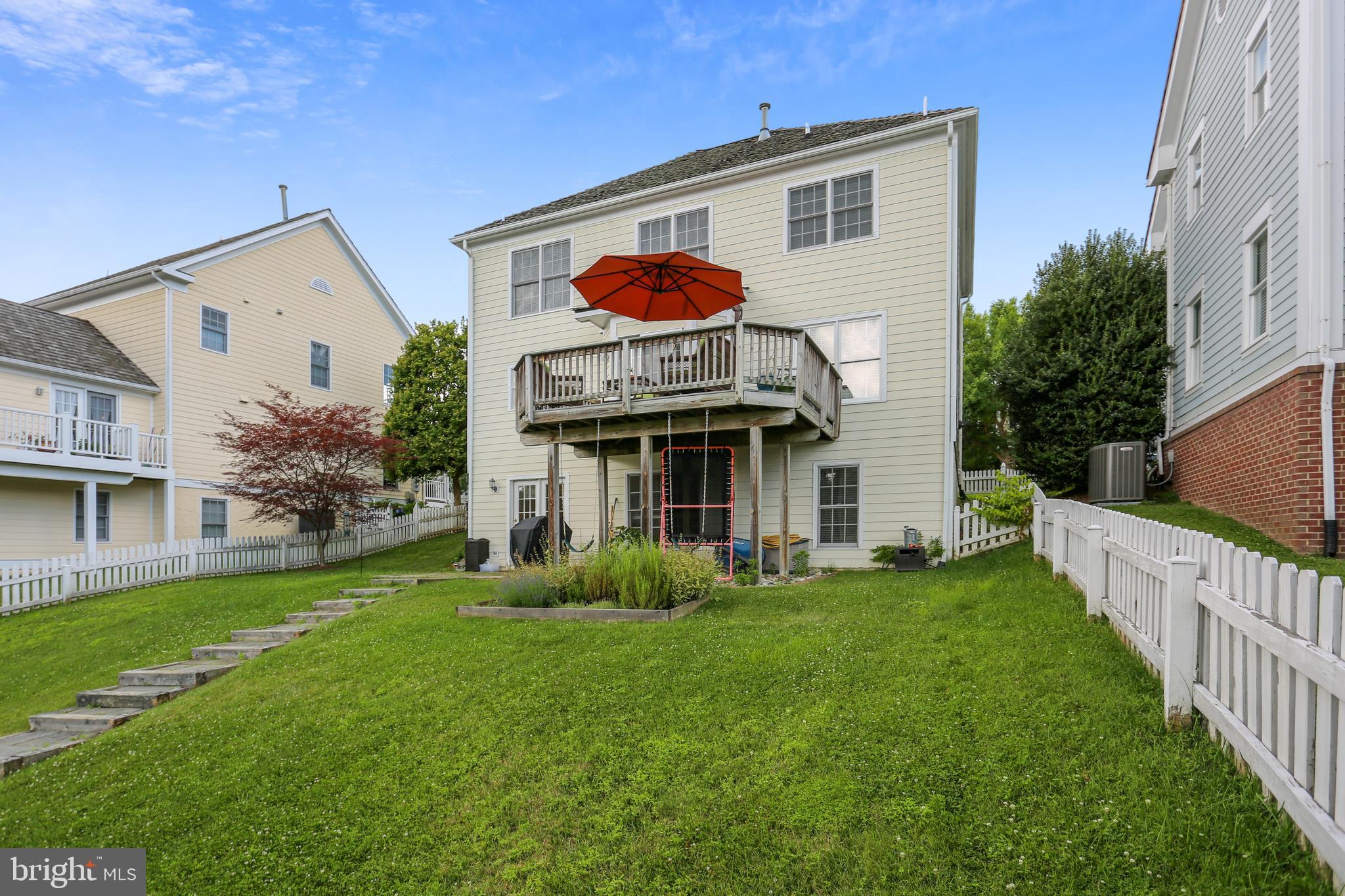 123 Little Quarry Road Gaithersburg, MD 20878 - Photo 44 of 64 Back of house and yard
