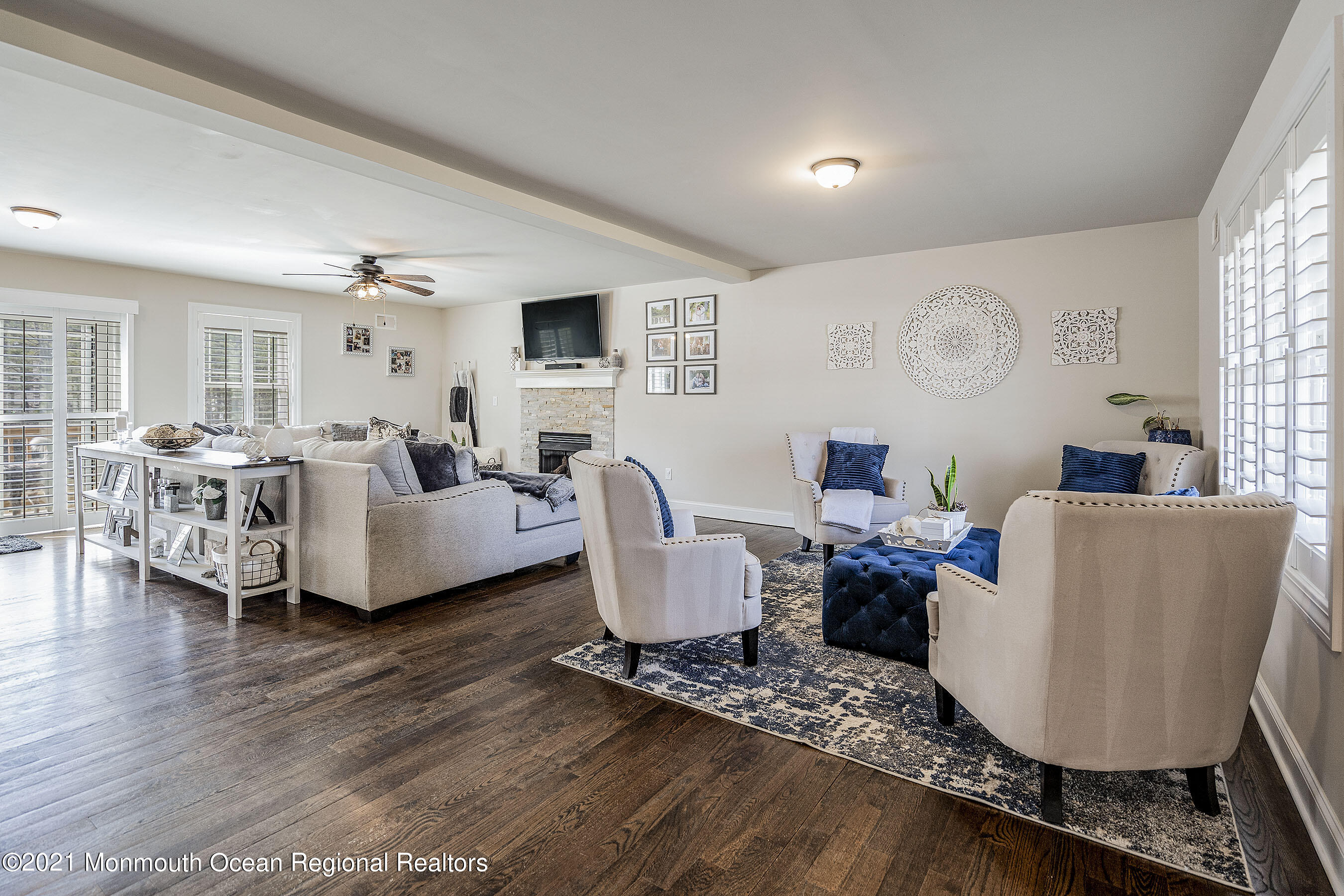 500 Harding Avenue Bayville, NJ 08721 - Photo 8 of 29 Living 2
