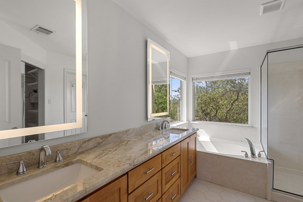 17133 Majestic Ridge Road Austin, TX 78738 - Photo 21 of 40
