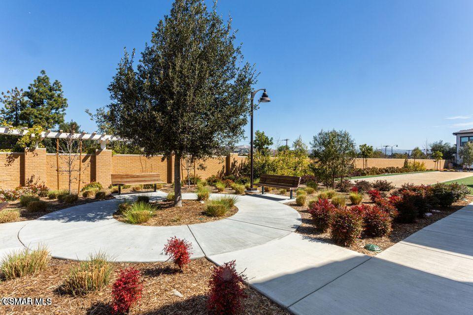 300 Farmhouse Drive, Unit 4 Simi Valley, CA 93065 - Photo 20 of 22 a view of a park with large trees