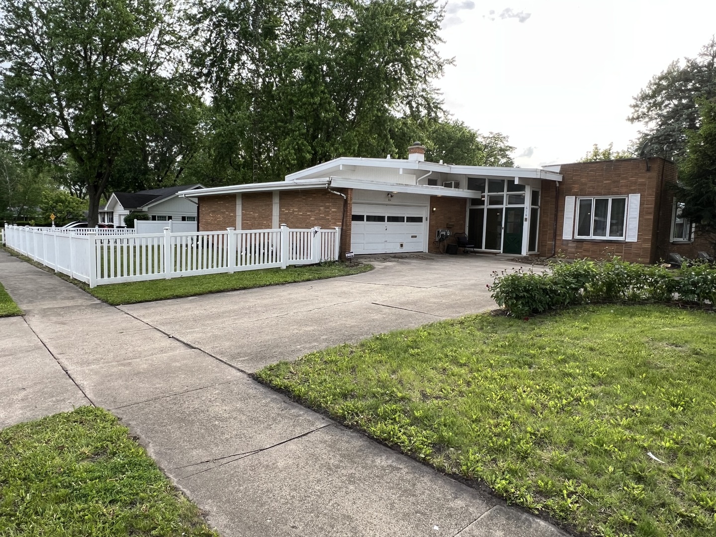 616 Seneca Drive Aurora, IL 60506 - Photo 1 of 36 a view of a house with backyard and garden