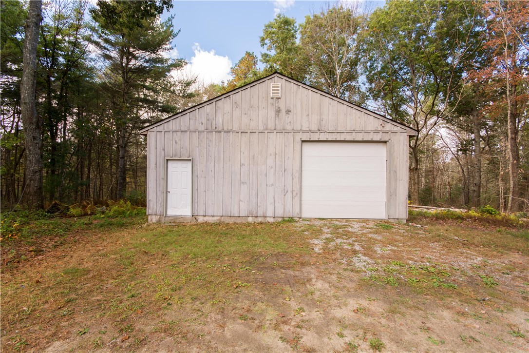 10 Isaac Fiske Road Coventry, RI 02827 - Photo 44 of 49