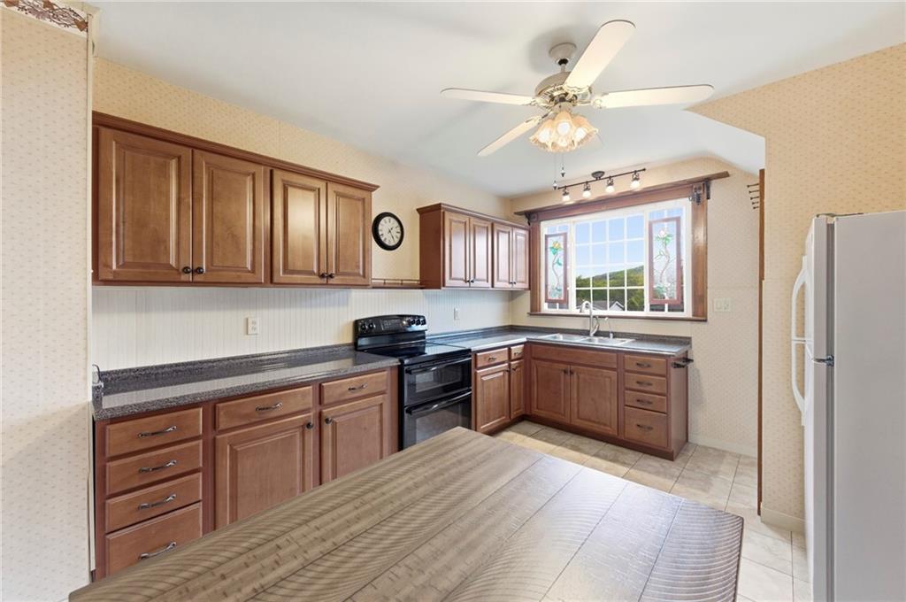 400 West Main Street Rural Valley, PA 16249 - Photo 17 of 46 Gallery Image 17