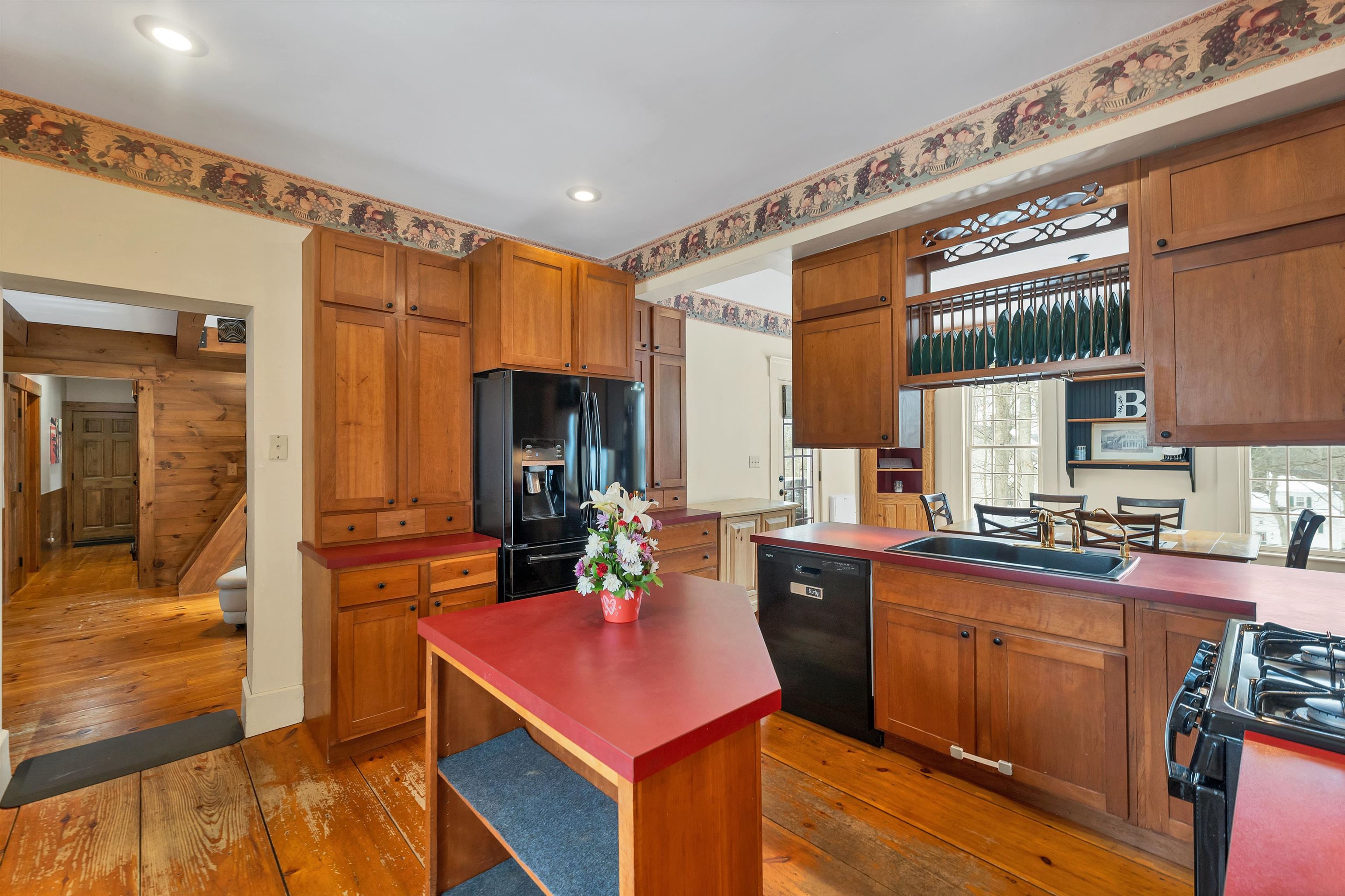 40 Old Wolfeboro Road Alton, NH 03809 - Photo 6 of 60