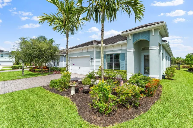 $727,500 | 4713 Southwest Briarwood Court, Stuart, FL 34997