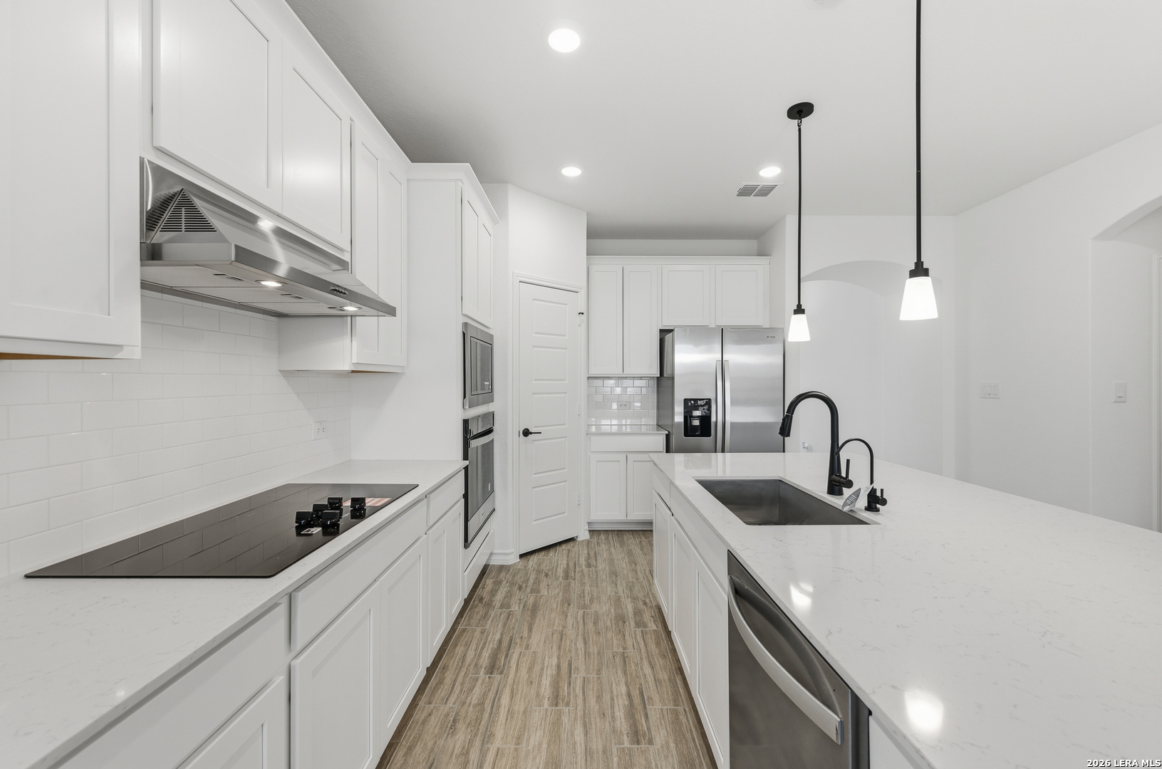 4060 Paddock Trail Seguin, TX 78155 - Photo 2 of 22