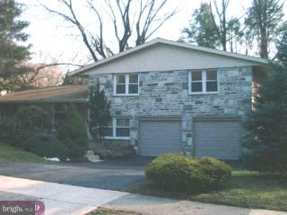 526 Susquehanna Road Huntingdon Valley, PA 19006 - Photo 1 of 5