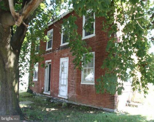 8213 Mapleville Road Boonsboro, MD 21713 - Photo 3 of 13 Interior (General)