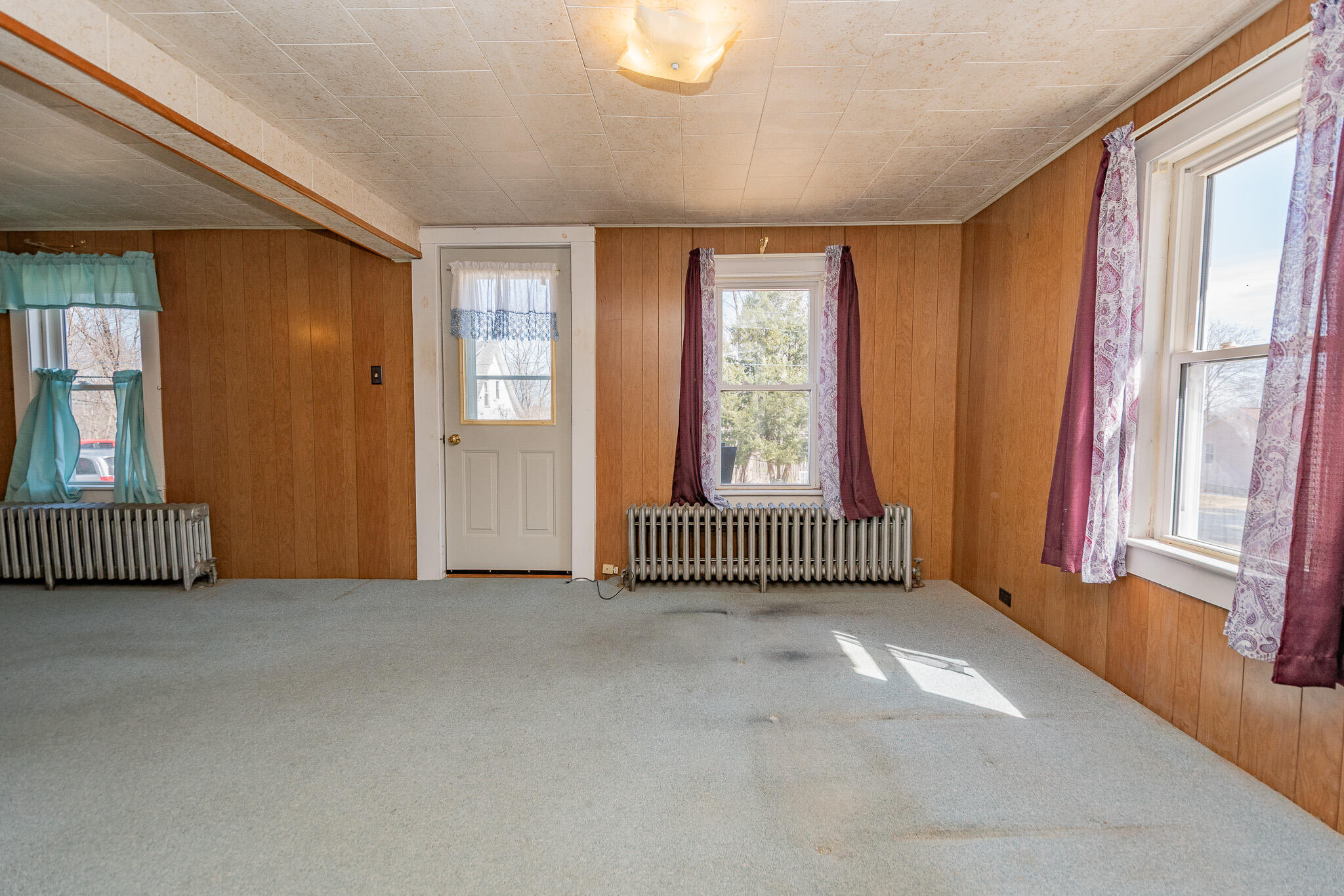 17 Daggett Street Milo, ME 04463 - Photo 16 of 53 DSC_0956