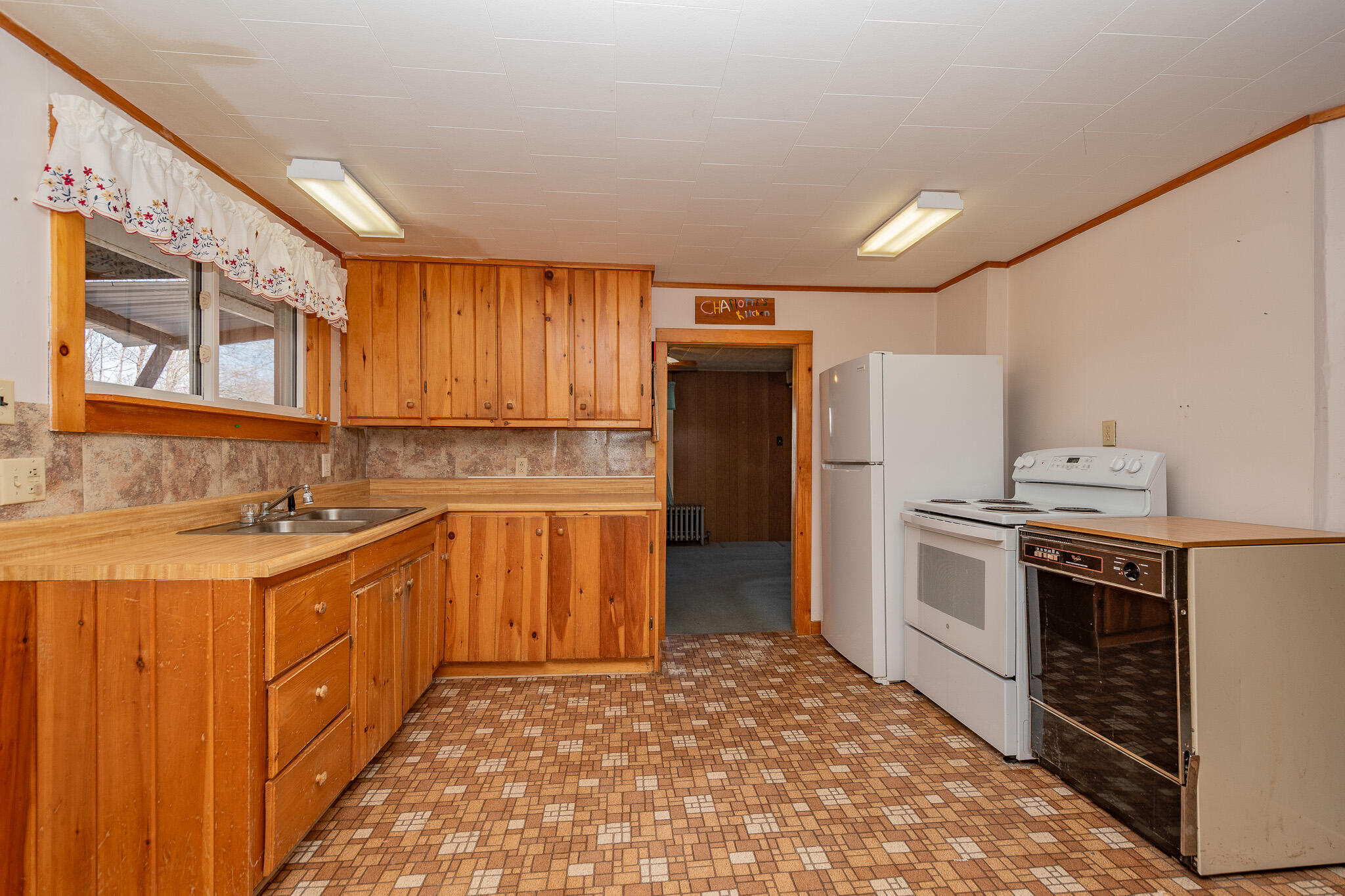 17 Daggett Street Milo, ME 04463 - Photo 10 of 53 DSC_0960