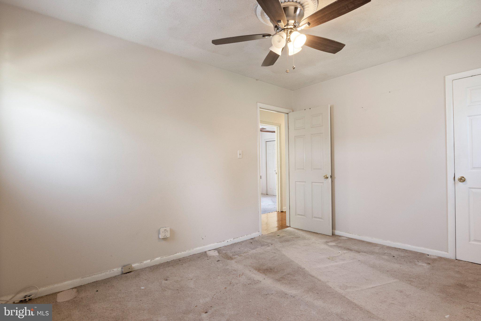 2514 Ritchie Road District Heights, MD 20747 - Photo 16 of 24 Spacious room with natural light.