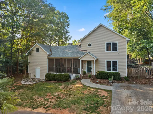 $465,000 | 3072 Point Clear Drive, Tega Cay, SC 29708
