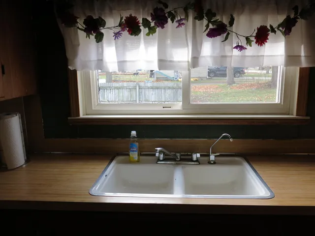 $179,900 | 434 Ann Street, Union City, MI 49094