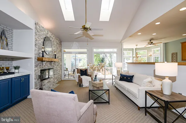 $849,900 | 31460 Point Drive, Lewes, DE 19958