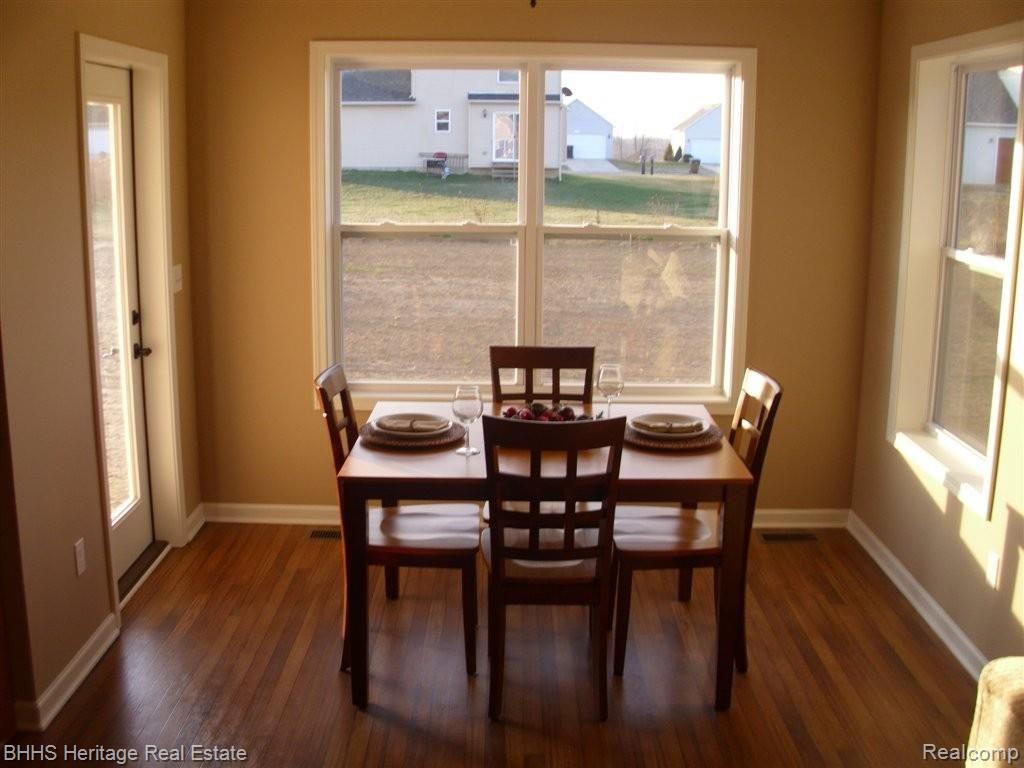 8143 Eagle Ridge Lane Fowlerville, MI 48836 - Photo 5 of 14 DSCI0271.JPG