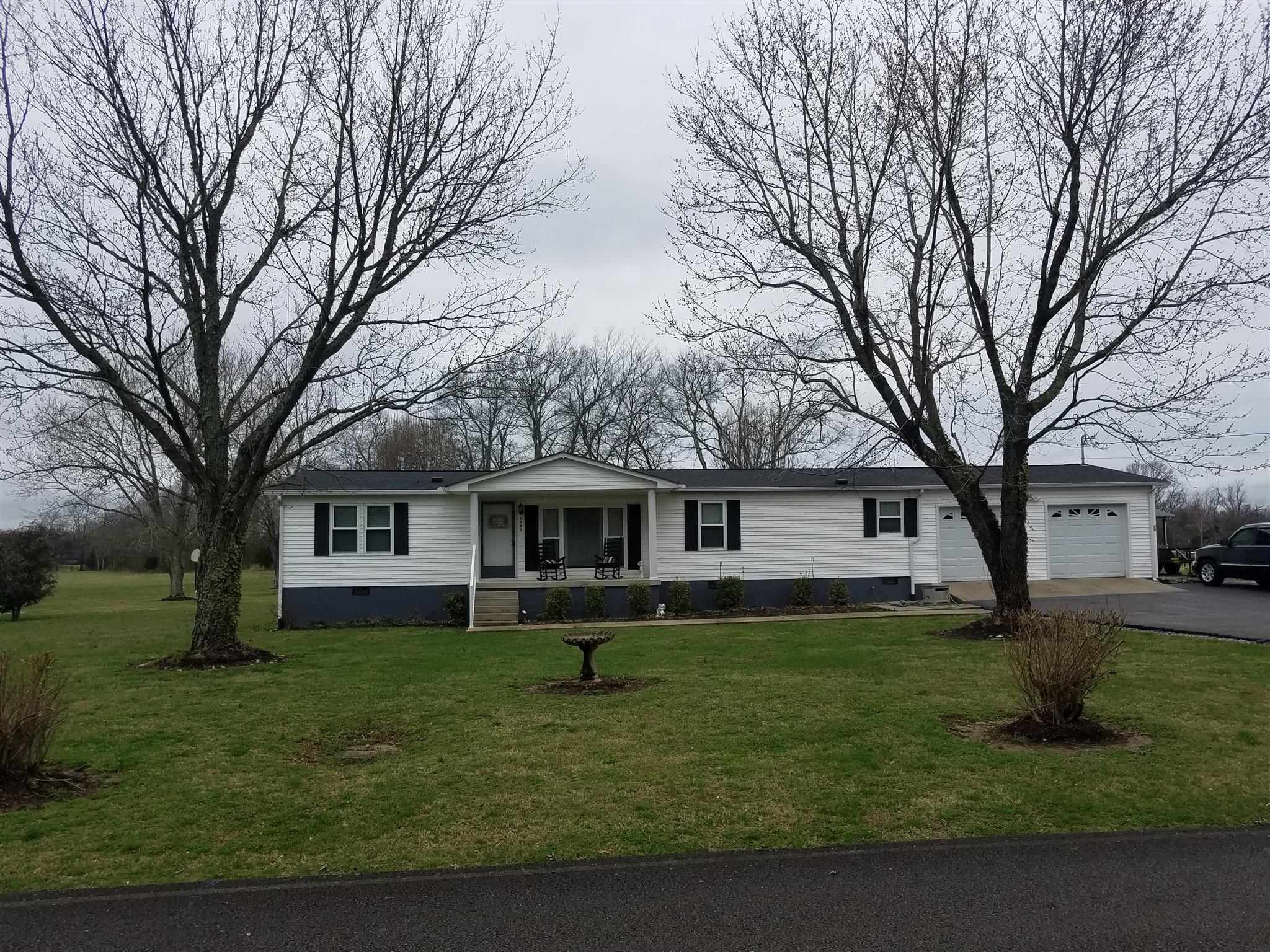 1491 Brothers Road Bell Buckle, TN 37020 - Photo 2 of 15 Gallery Image 2