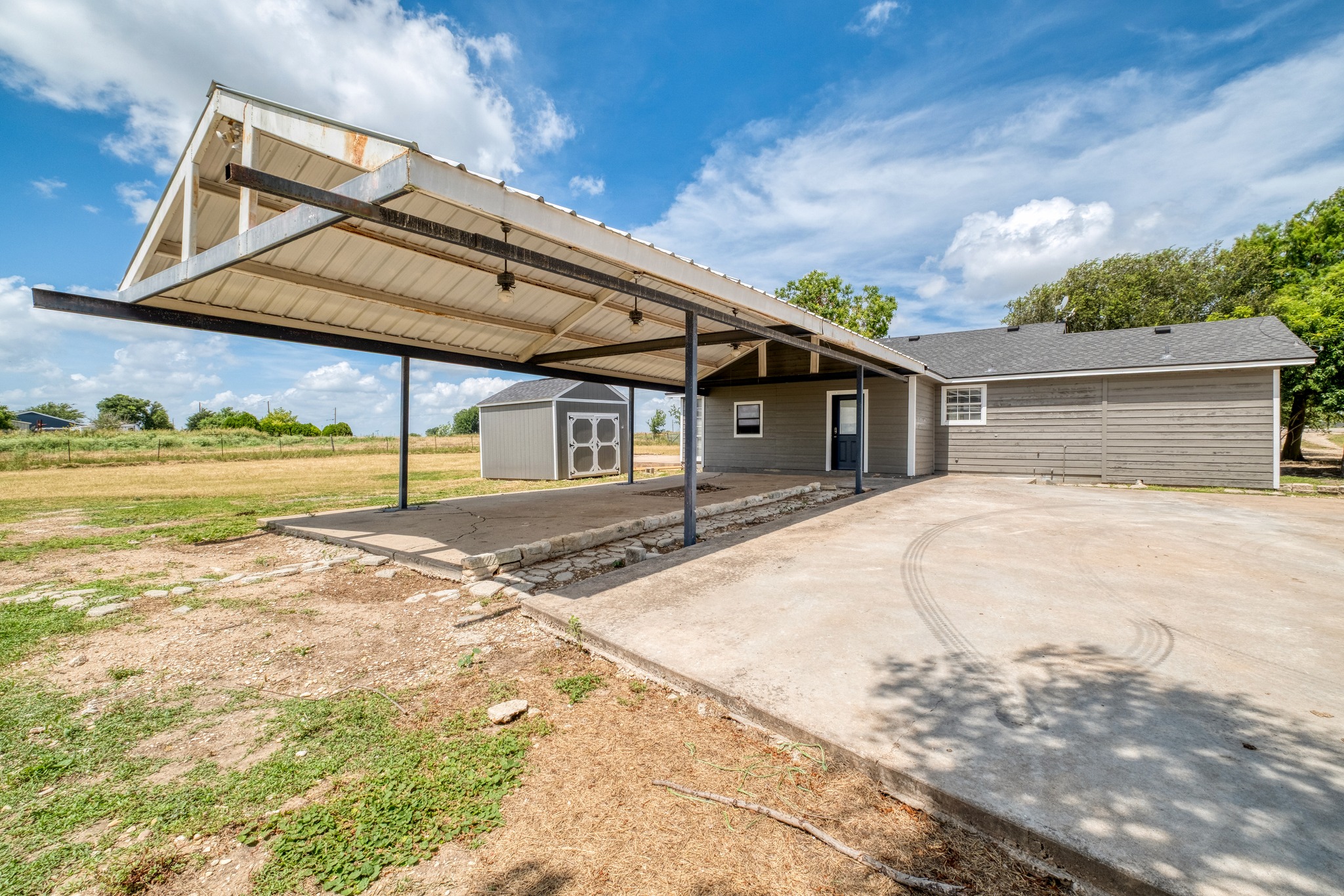2701 Windy Ridge Road Taylor, TX 76574 - Photo 5 of 28