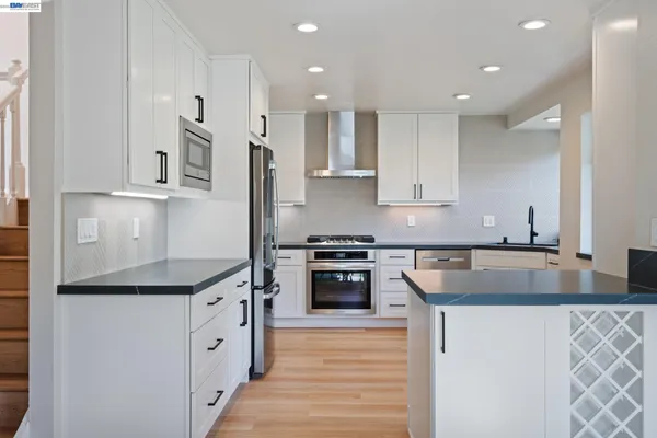 $929,000 | 14 Heritage Oaks Road, Pleasant Hill, CA 94523