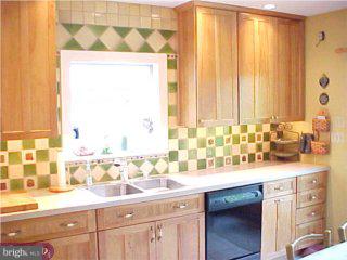 113 Decatur Street Doylestown, PA 18901 - Photo 4 of 6 Gallery Image 4