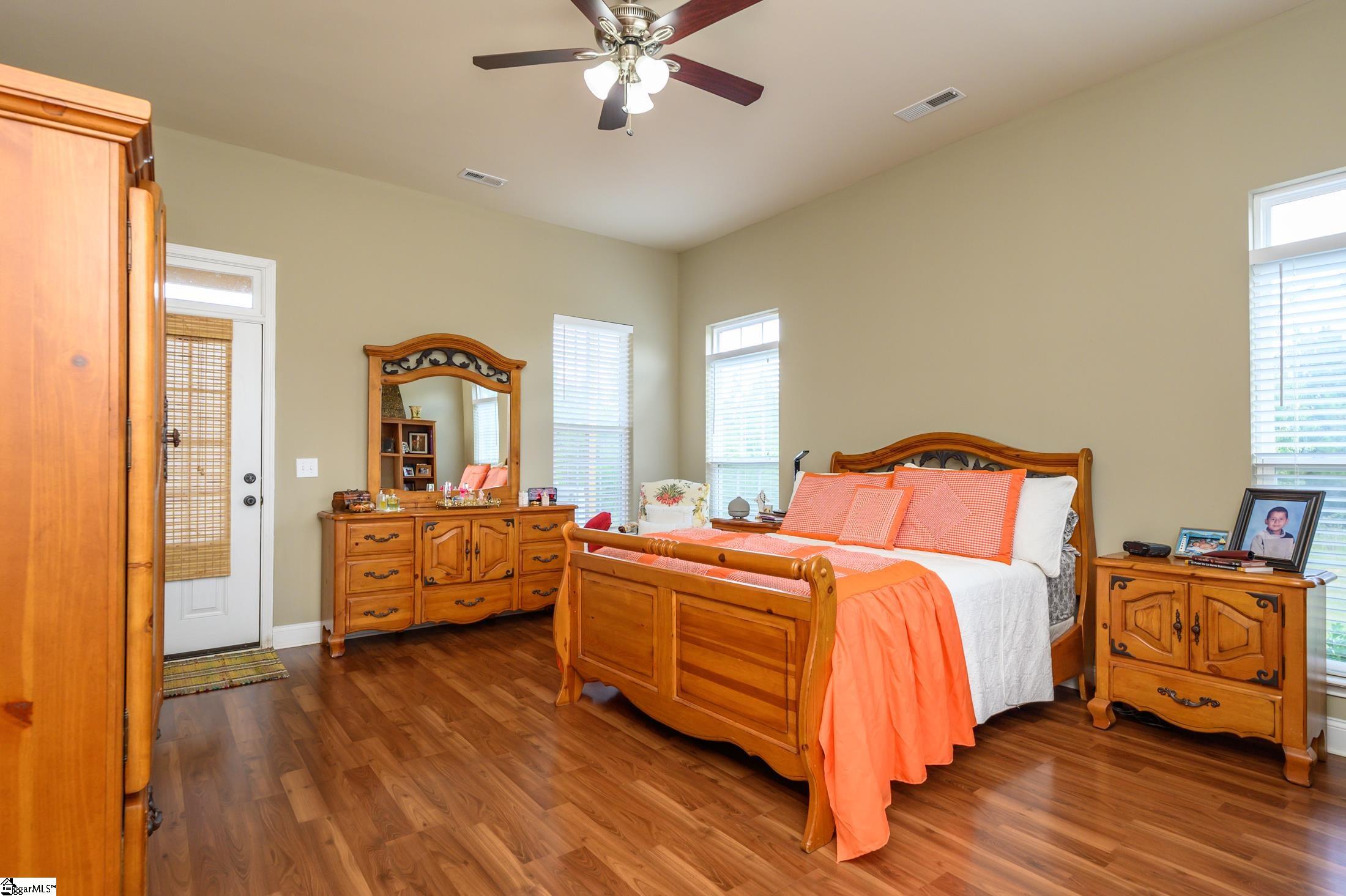 438 Oliver Scotts Mill Road Honea Path, SC 29654 - Photo 10 of 33