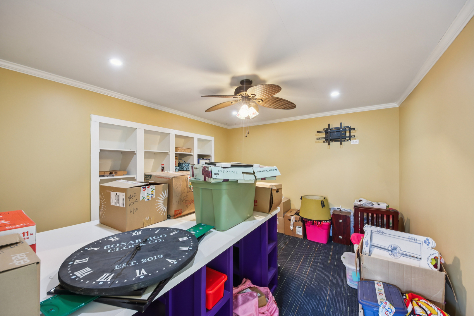 27884 West Riverside Drive Antioch, IL 60002 - Photo 24 of 45 a living room with furniture and kitchen view